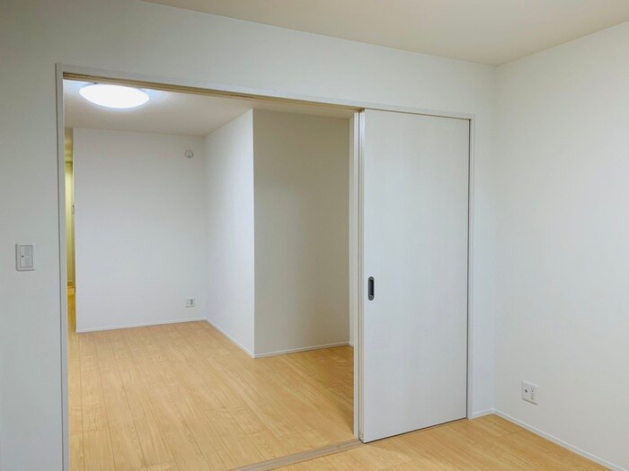 物件内観写真9　(居室)