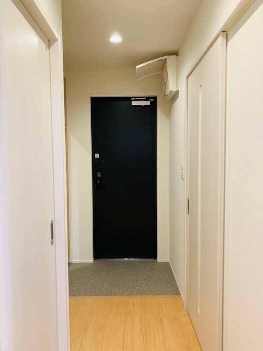 物件内観写真21　(廊下)