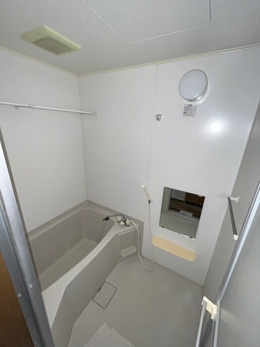 物件内観写真12　(バス／シャワールーム等)