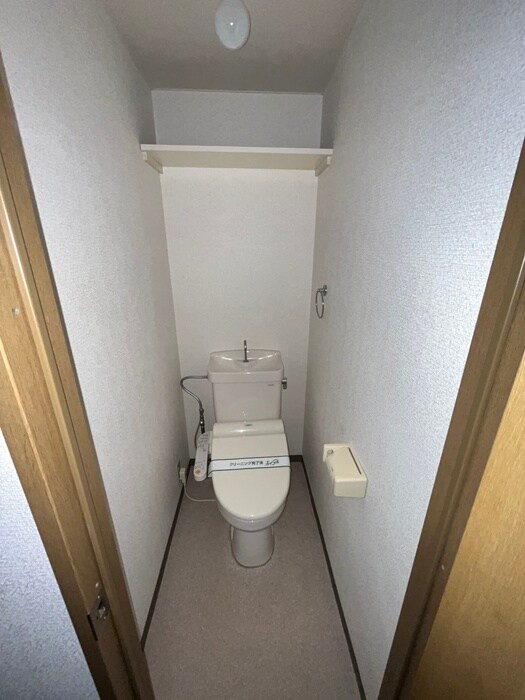 物件内観写真13　(トイレ)