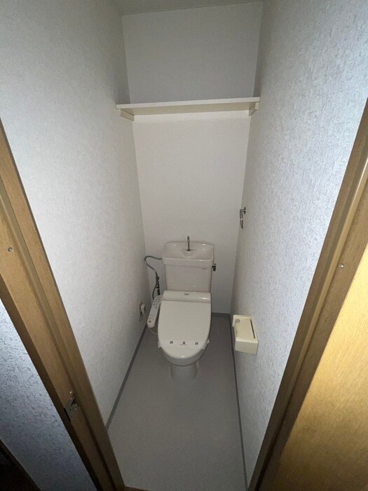 物件内観写真13　(トイレ)