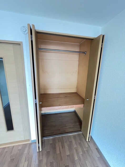 物件内観写真15　(収納)