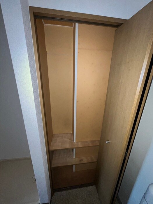 物件内観写真18　(収納)