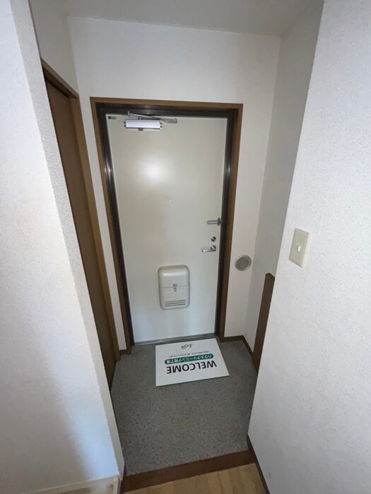 物件内観写真20　(玄関)