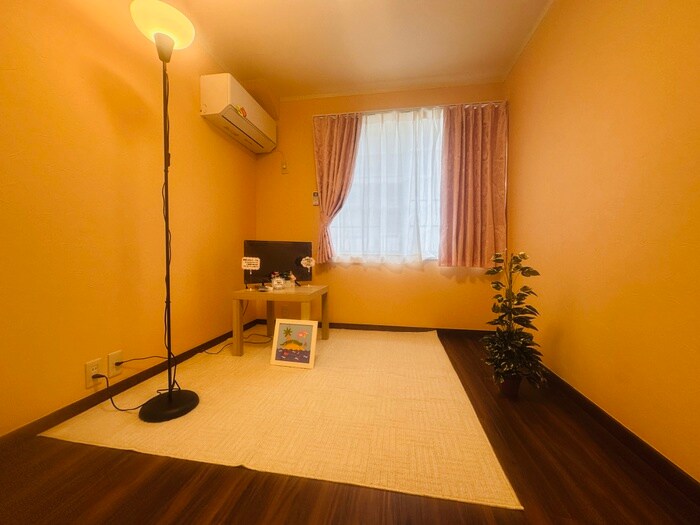 物件内観写真10　(居室)