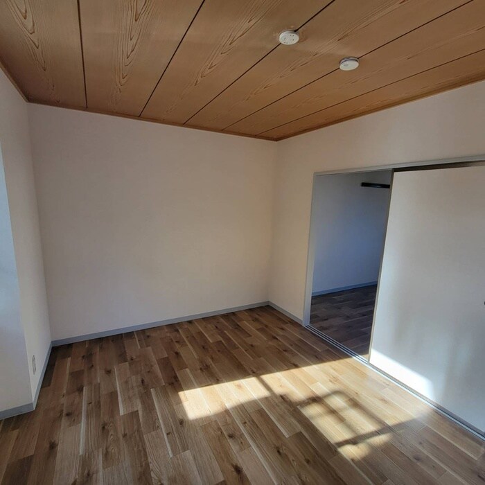 物件内観写真8　(居室)