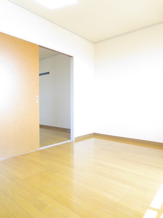 物件内観写真15　(居室)