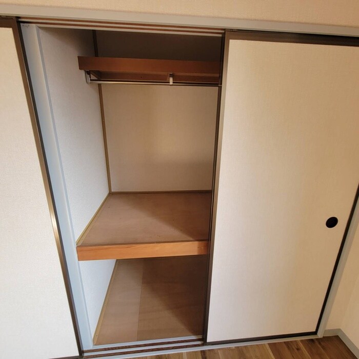 物件内観写真18　(収納)