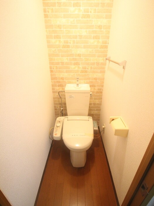 物件内観写真12　(トイレ)