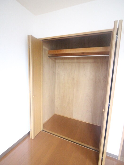 物件内観写真15　(収納)