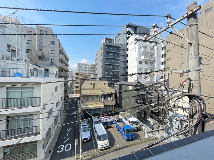 物件内観写真17　(室内からの展望)