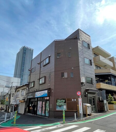 ファミ－ル井田外観写真