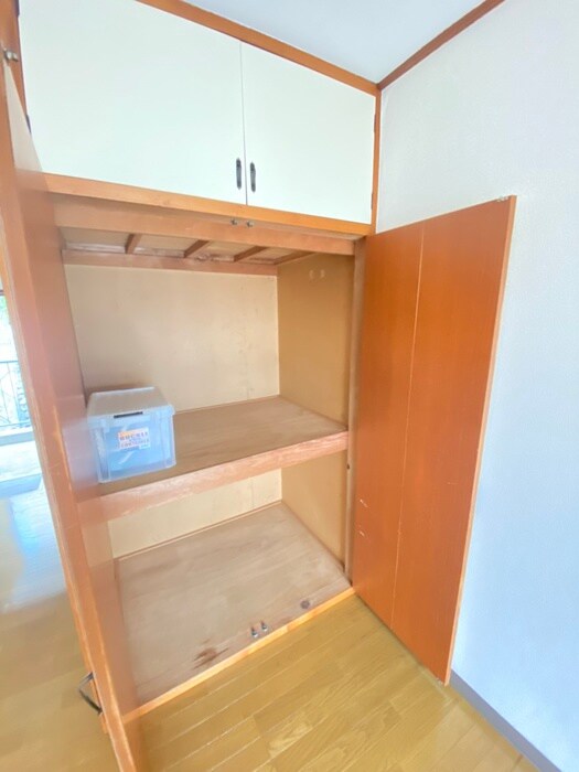 物件内観写真12　(収納)