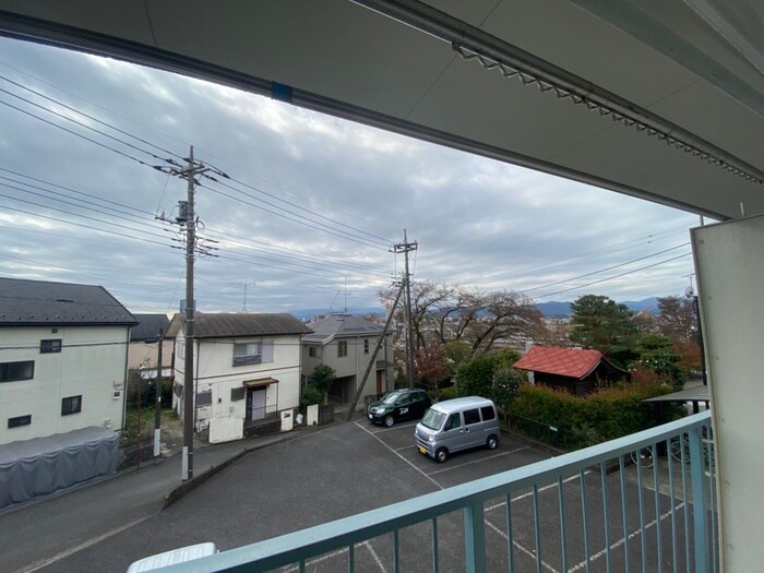 物件内観写真13　(室内からの展望)