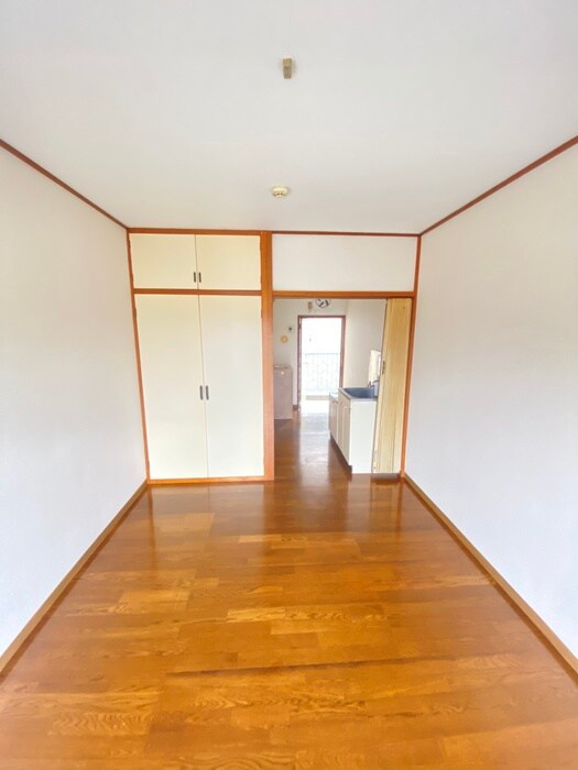 物件内観写真21　(居室)