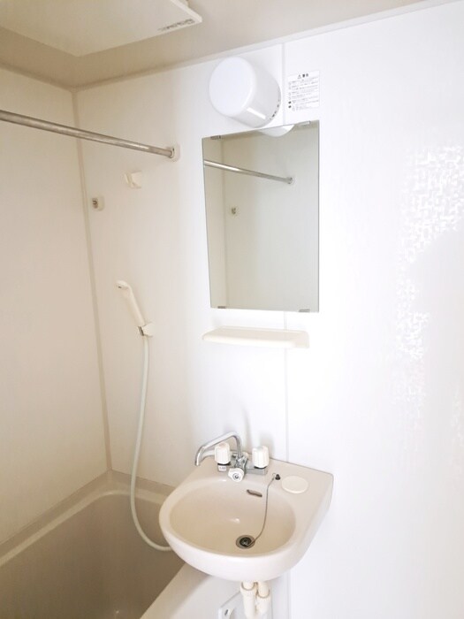 物件内観写真13　(洗面)