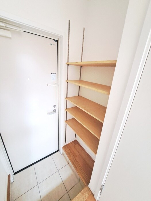 物件内観写真20　(玄関)