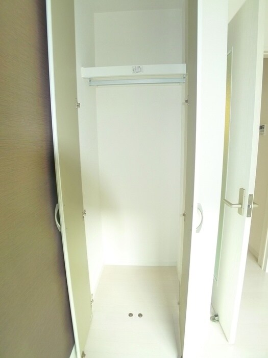 物件内観写真8　(収納)