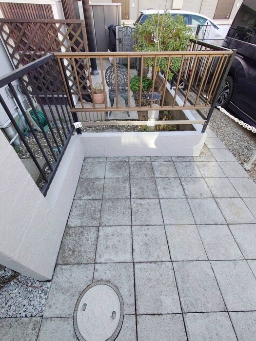 物件外観写真5　(駐輪場)