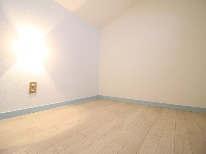 物件内観写真18　(ロフト)