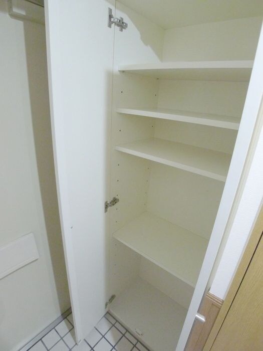 物件内観写真18　(靴箱)