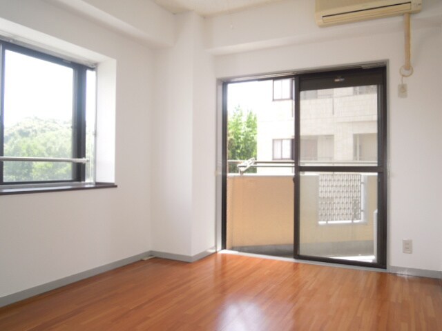 物件内観写真13　(居室)