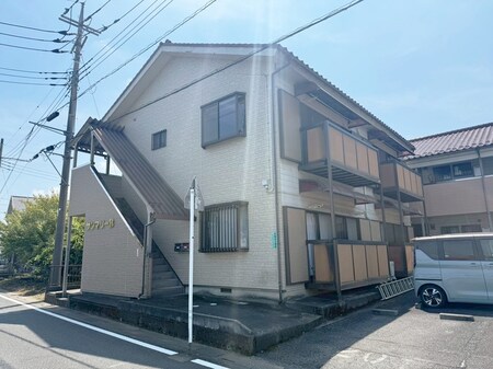 サンマリーB外観写真
