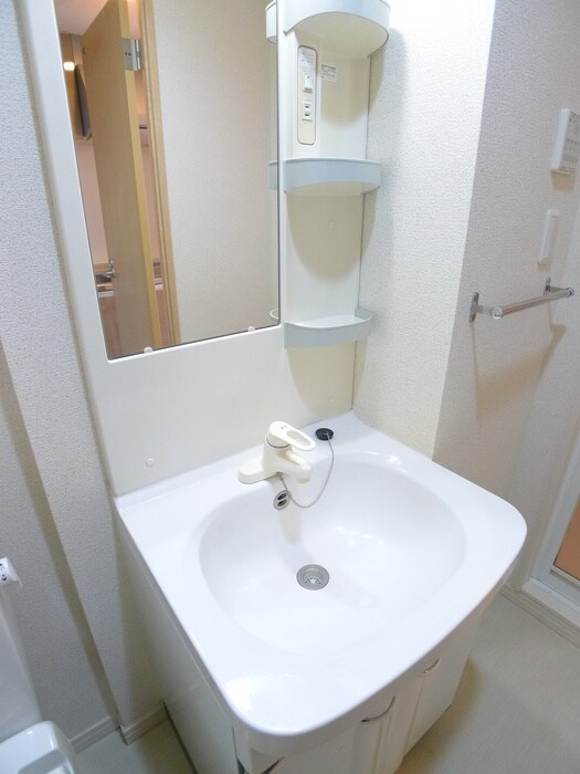 物件内観写真12　(洗面)