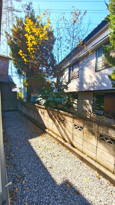 物件内観写真17　(室内からの展望)