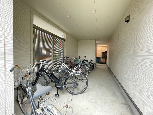 駐輪場