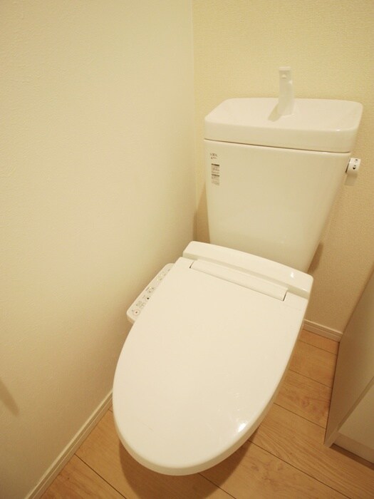 物件内観写真13　(トイレ)