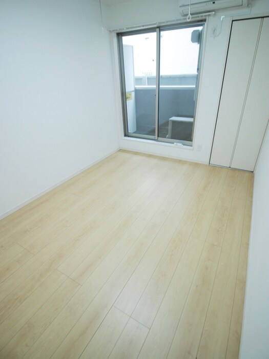 物件内観写真18　(室内からの展望)