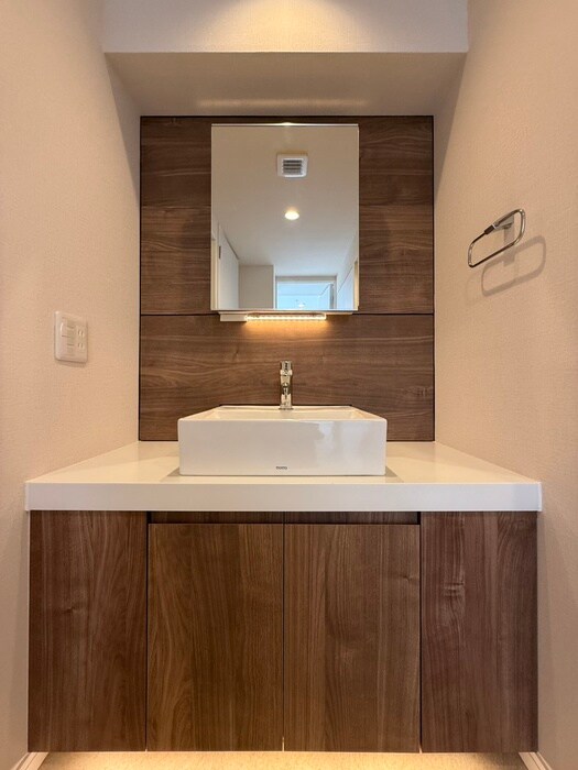 物件内観写真10　(洗面)