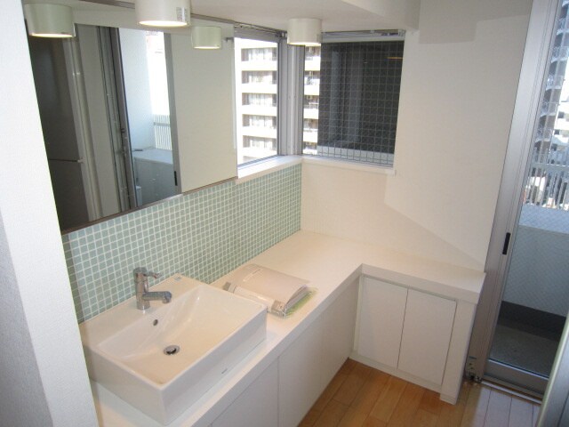 物件内観写真11　(洗面)