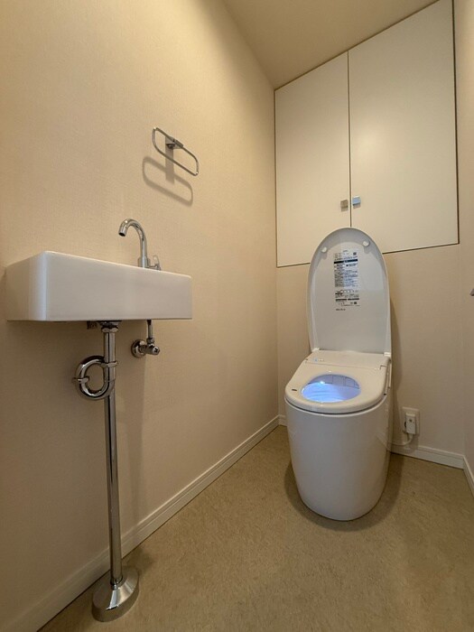 物件内観写真13　(トイレ)