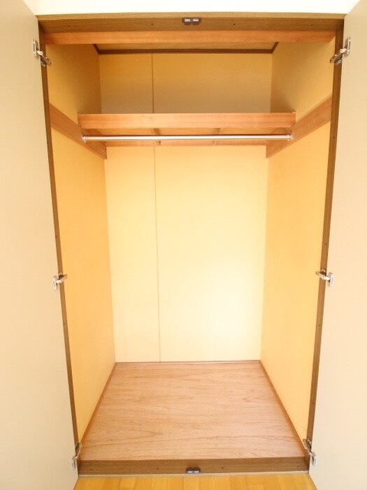 物件内観写真13　(収納)