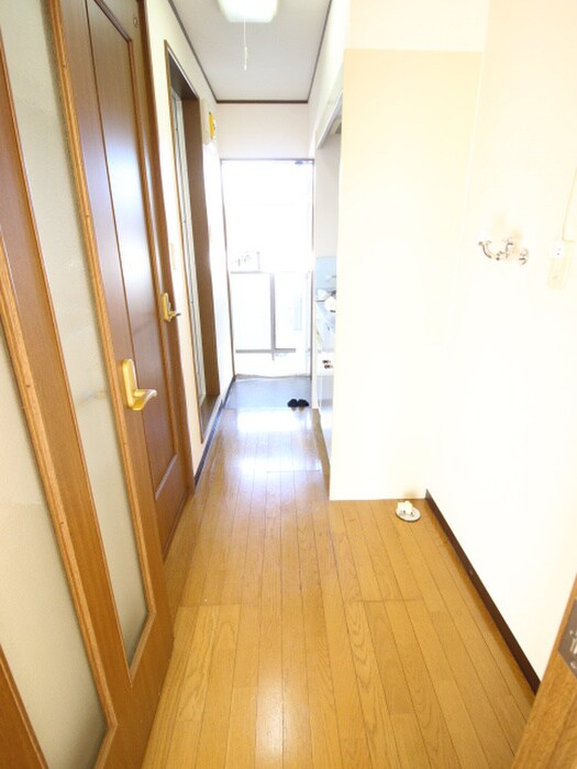 物件内観写真22　(廊下)