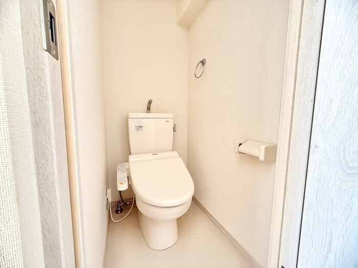 物件内観写真13　(トイレ)