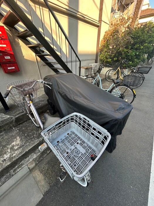 物件外観写真6　(駐輪場)