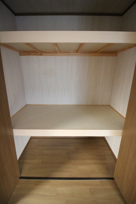 物件内観写真15　(収納)