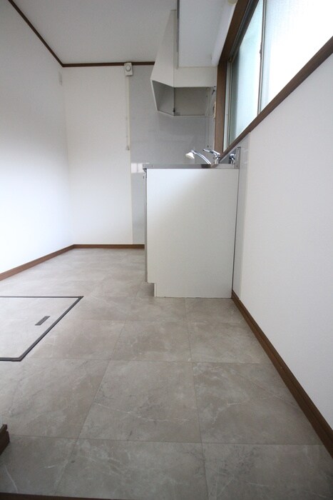 物件内観写真19　(廊下)