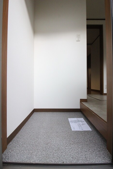 物件内観写真20　(玄関)