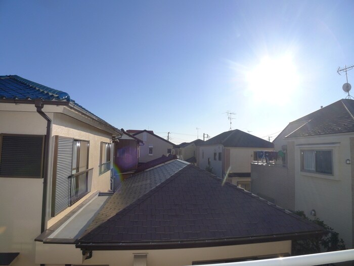 物件内観写真9　(室内からの展望)