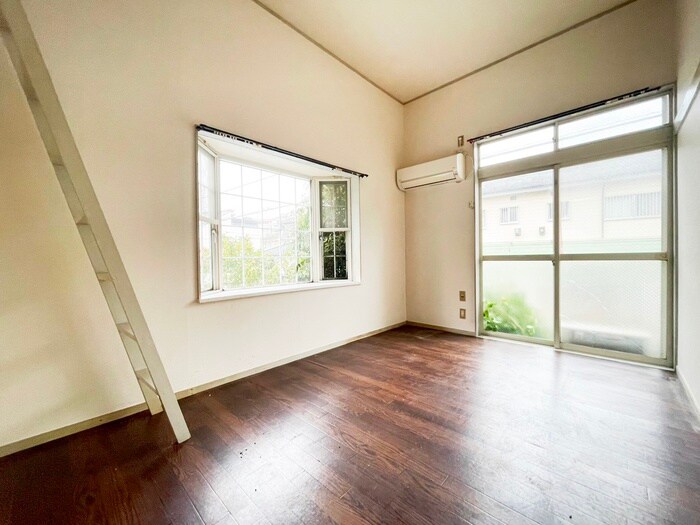 物件内観写真7　(居室)
