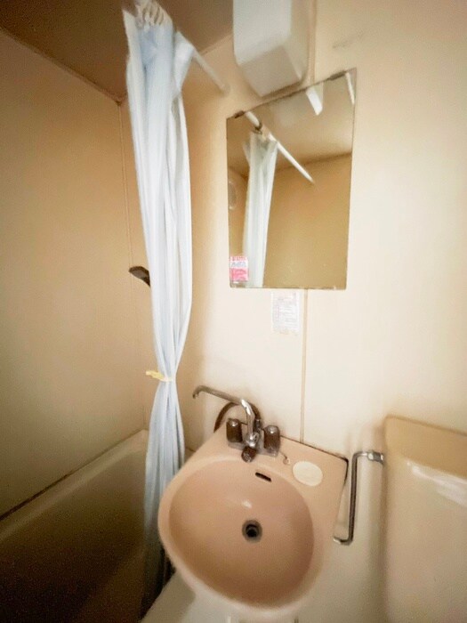 物件内観写真12　(洗面)