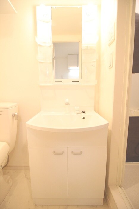 物件内観写真10　(洗面)