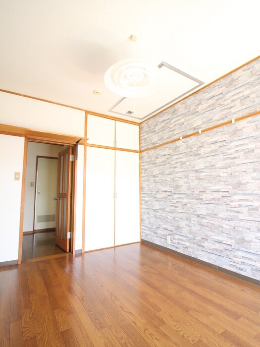 物件内観写真11　(居室)