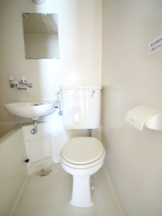 物件内観写真13　(トイレ)