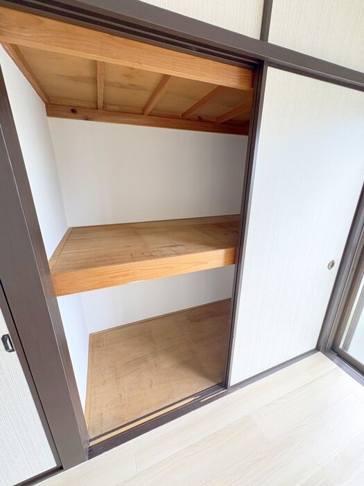 物件内観写真11　(収納)