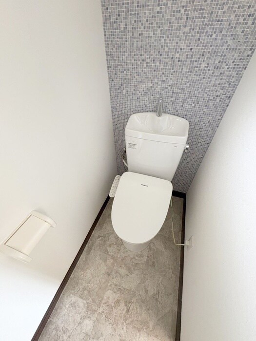 物件内観写真14　(トイレ)